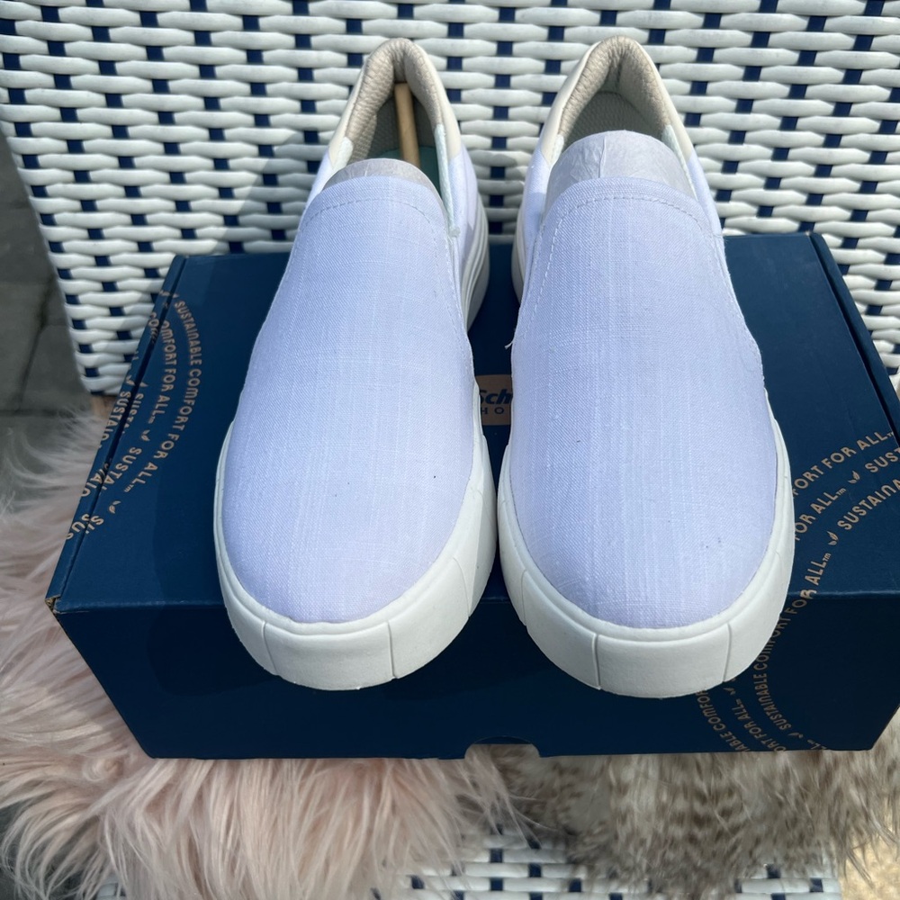 Dr. Scholl's White Slip-On Women's Sneakers